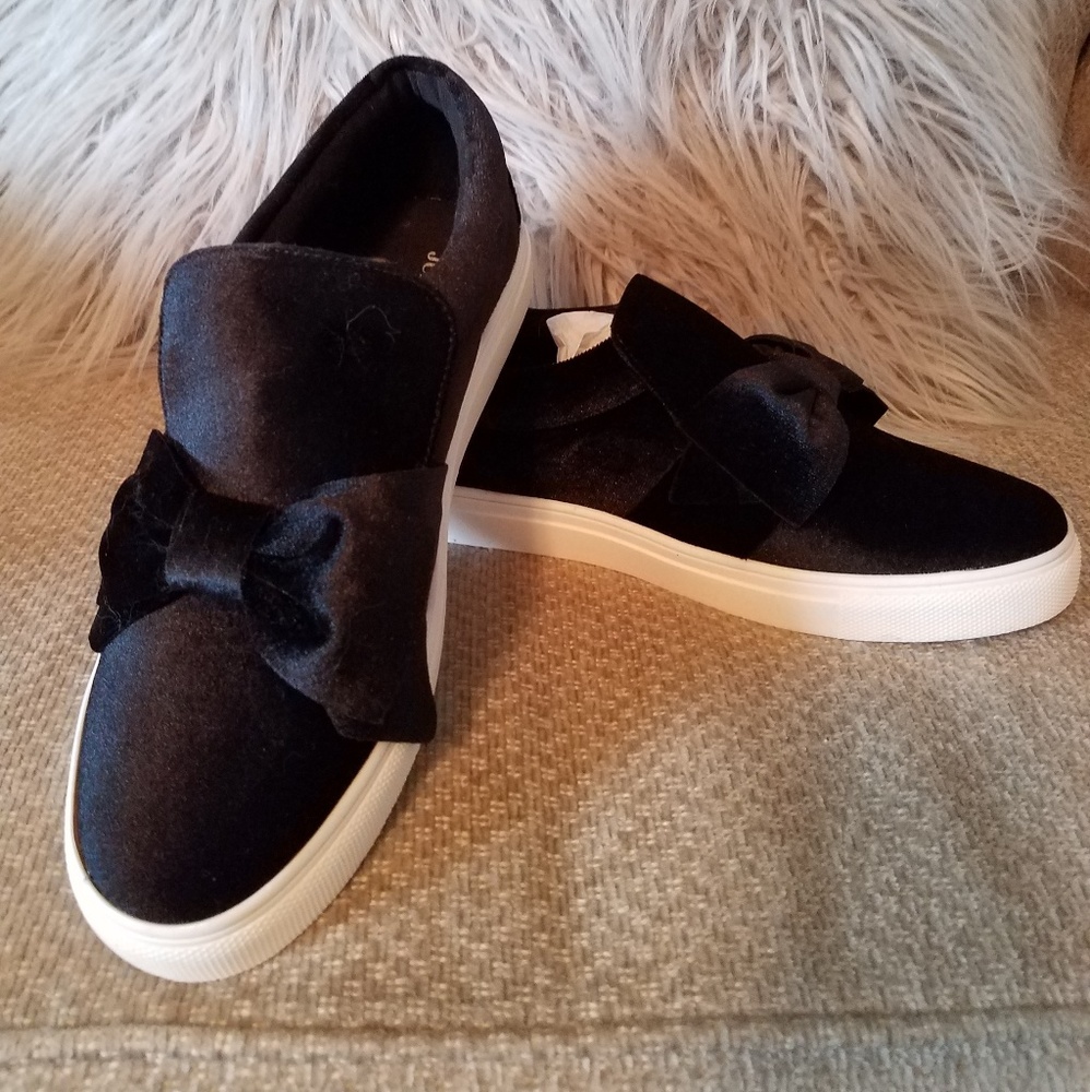 Velvet slip on sneakers
